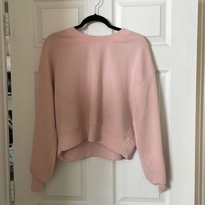 Lululemon Perfectly Overzised Crew- Softstreme